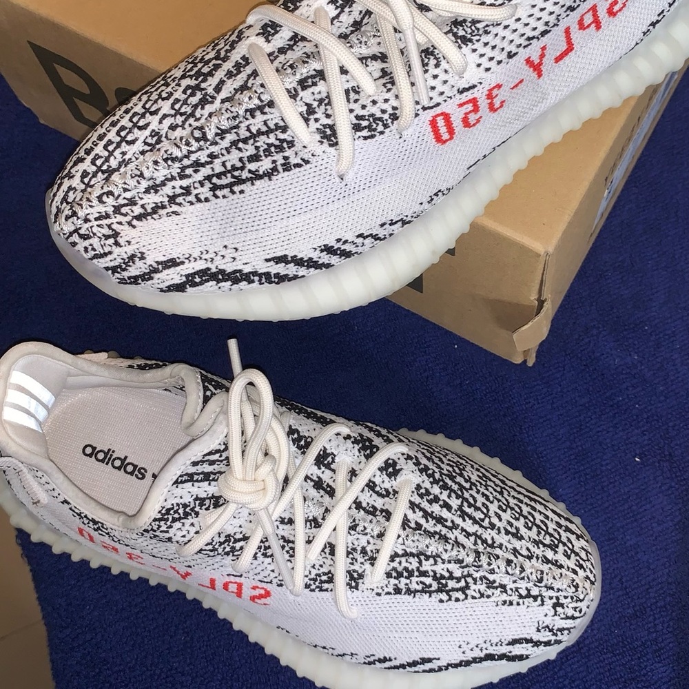 Yeezy Zebra size 8 in a half